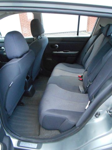 Nissan Versa 2008 photo 23