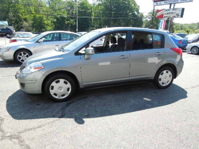 Nissan Versa 2008 photo 4