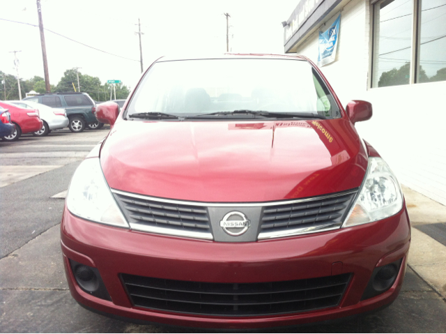 Nissan Versa 2008 photo 1