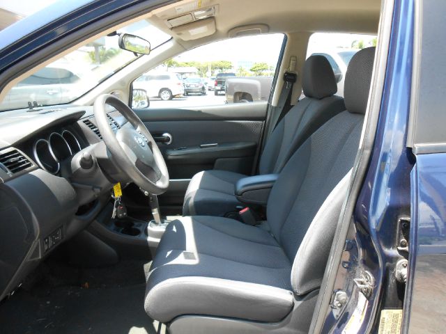 Nissan Versa 2008 photo 4