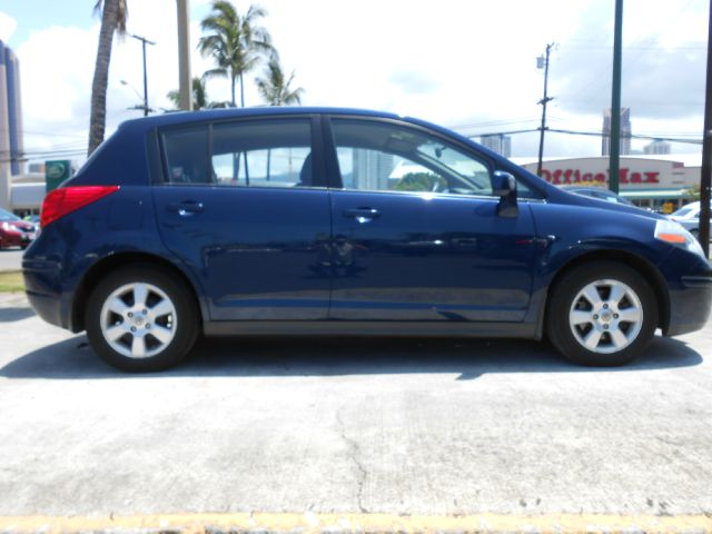 Nissan Versa 2008 photo 6