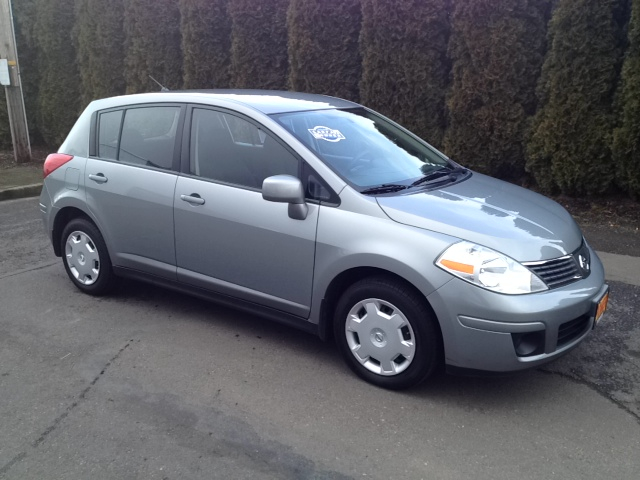 Nissan Versa 2008 photo 1