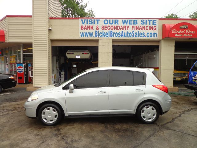 Nissan Versa 2008 photo 1