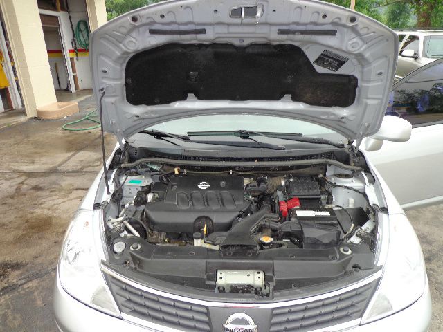 Nissan Versa 2008 photo 11