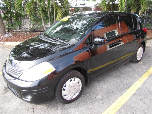 Nissan Versa 3.2L AMG Hatchback