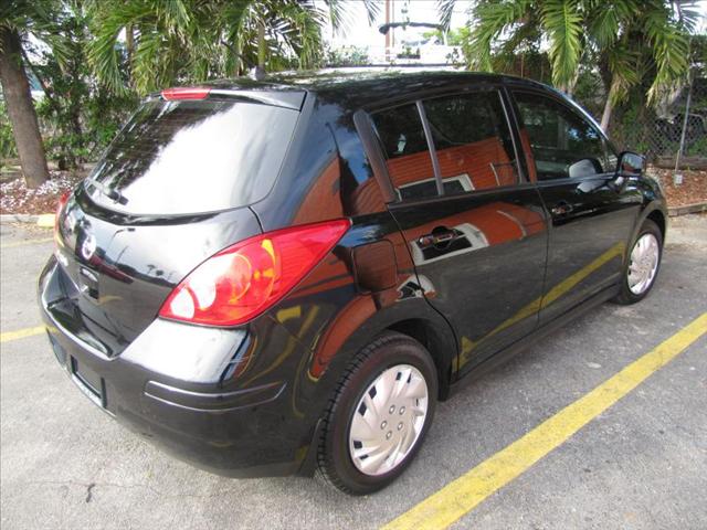 Nissan Versa 2008 photo 1