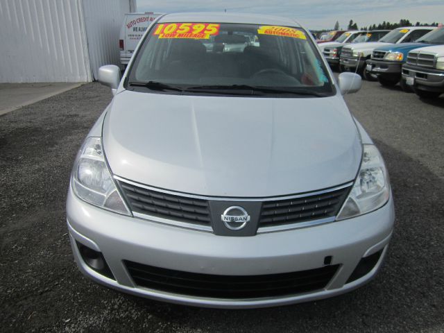 Nissan Versa 2008 photo 1