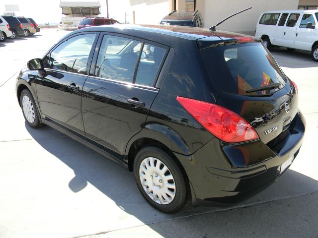 Nissan Versa 2008 photo 1