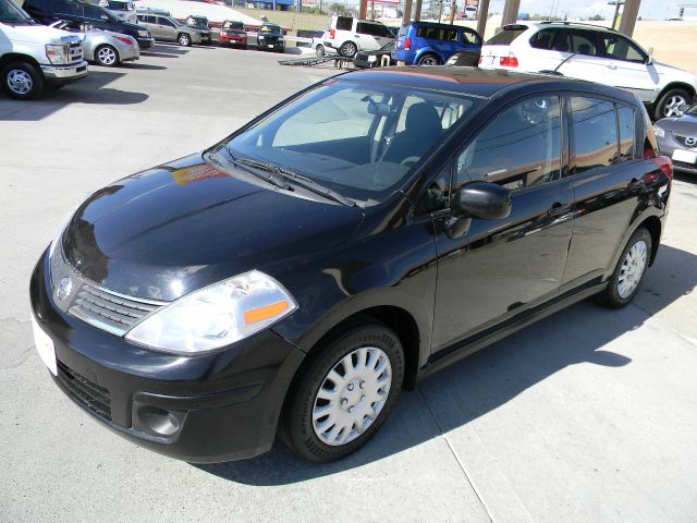 Nissan Versa 2008 photo 4