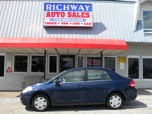 Nissan Versa 2008 photo 1