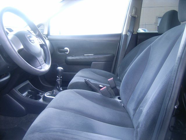 Nissan Versa 2008 photo 3