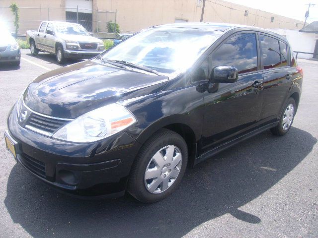 Nissan Versa 2008 photo 5