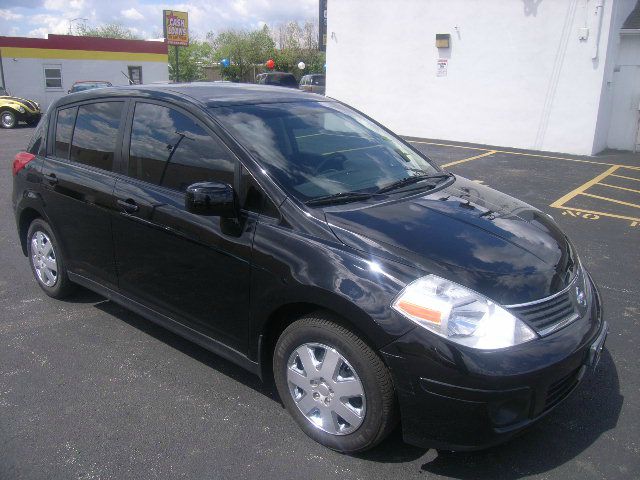 Nissan Versa 2008 photo 9