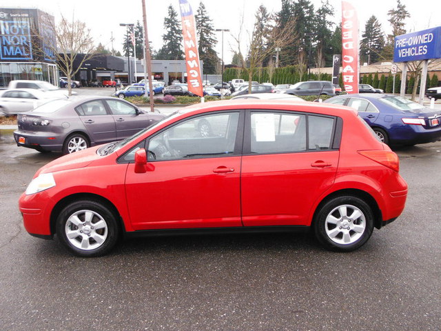 Nissan Versa 2008 photo 3