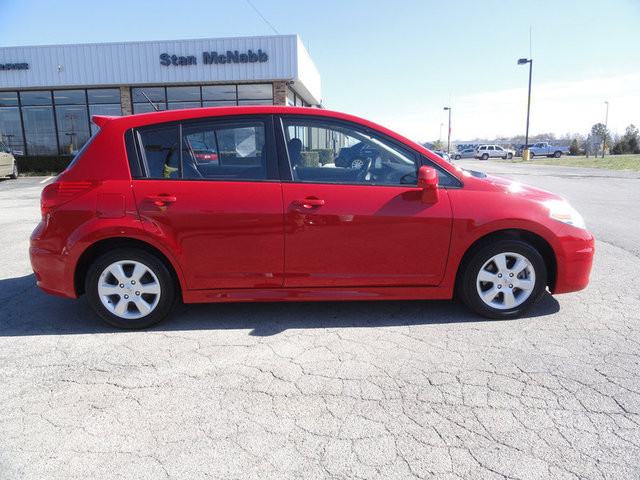 Nissan Versa 2008 photo 4