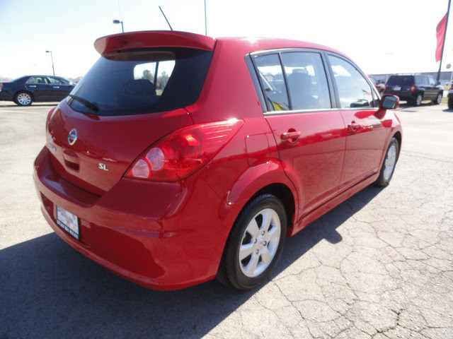 Nissan Versa 2008 photo 5