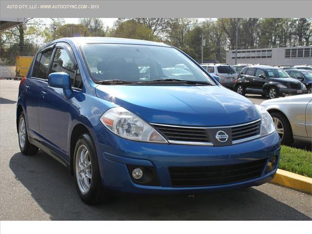 Nissan Versa 2008 photo 1