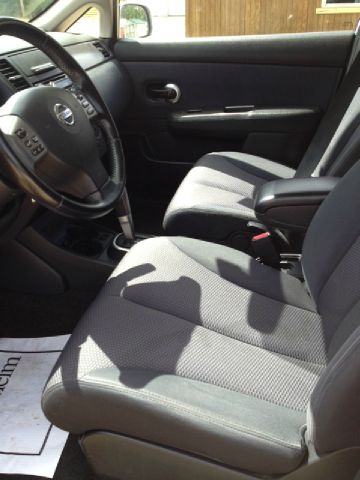 Nissan Versa 2008 photo 4