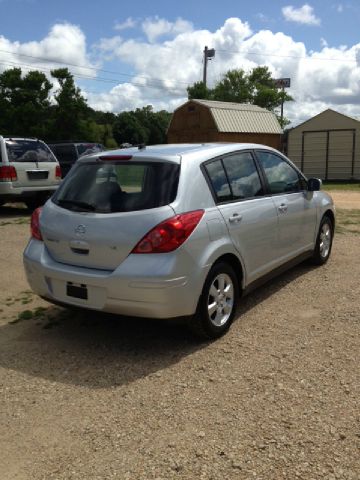 Nissan Versa 2008 photo 5