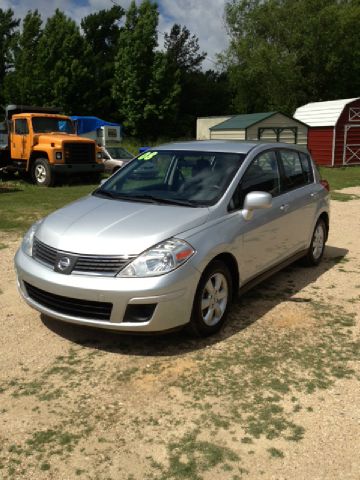 Nissan Versa 2008 photo 7