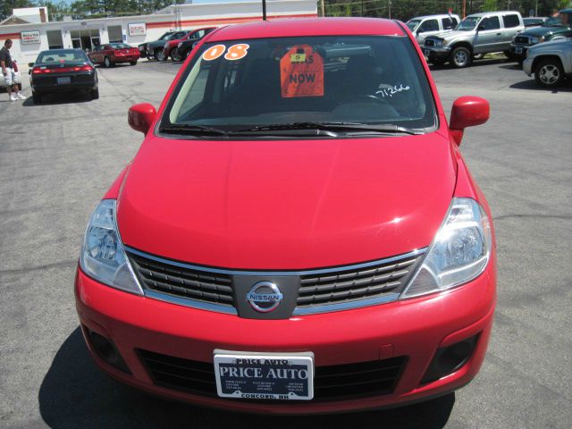 Nissan Versa 2008 photo 2