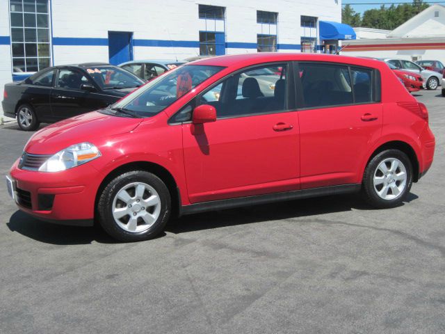 Nissan Versa 2008 photo 4