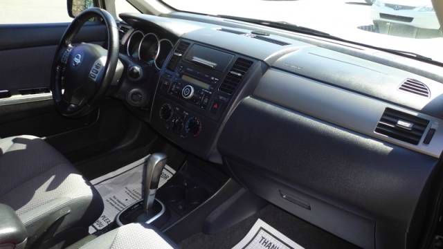 Nissan Versa 2008 photo 1