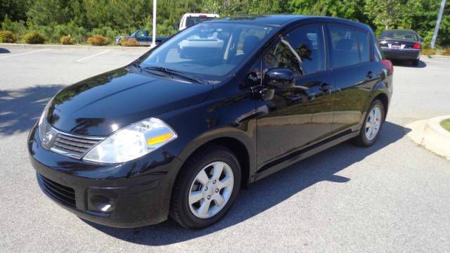 Nissan Versa 2008 photo 6