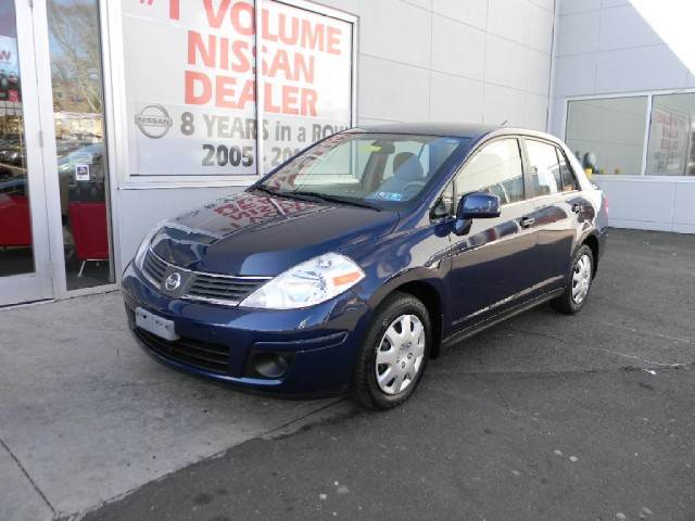 Nissan Versa 2008 photo 1