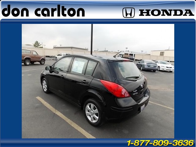 Nissan Versa 2009 photo 4