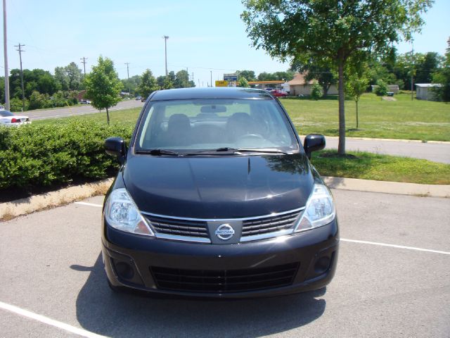 Nissan Versa 2009 photo 1