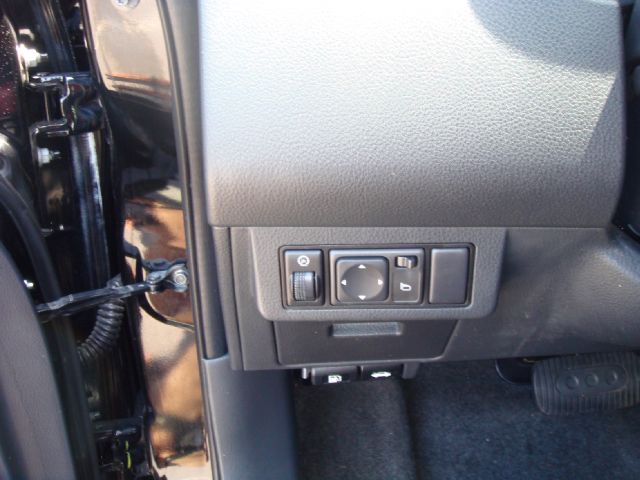 Nissan Versa 2009 photo 3