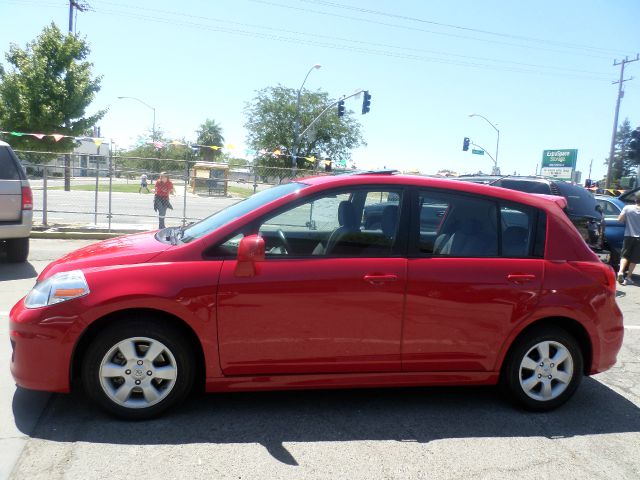 Nissan Versa 2009 photo 4