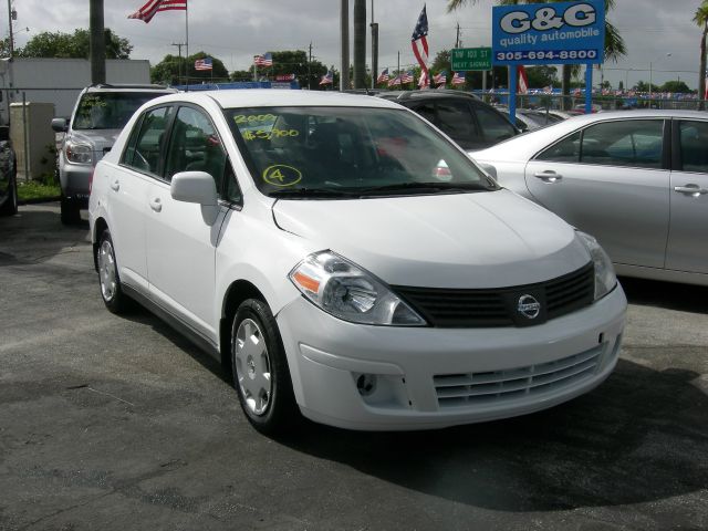 Nissan Versa 2009 photo 6