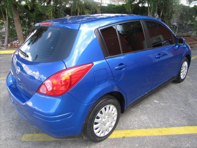 Nissan Versa 2009 photo 1