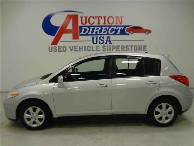 Nissan Versa 2009 photo 1