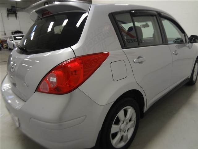 Nissan Versa 2009 photo 5