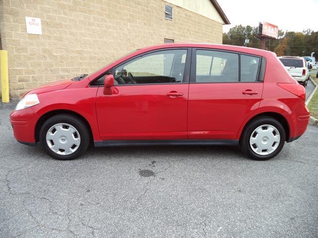 Nissan Versa 2009 photo 3