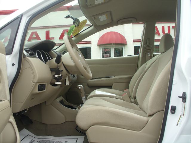 Nissan Versa 2009 photo 1