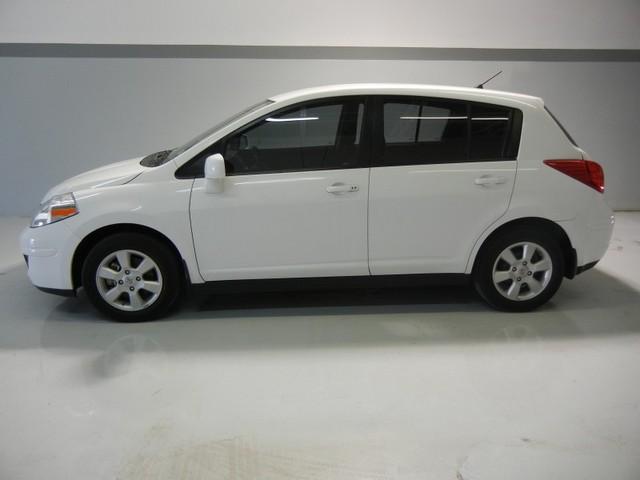 Nissan Versa 2009 photo 5