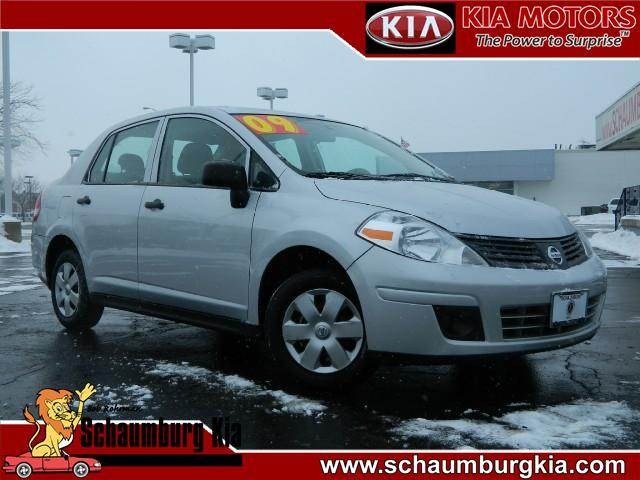 Nissan Versa 2009 photo 3