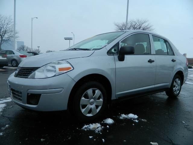 Nissan Versa 2009 photo 5