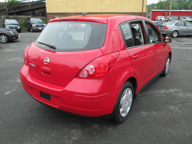 Nissan Versa 2009 photo 15