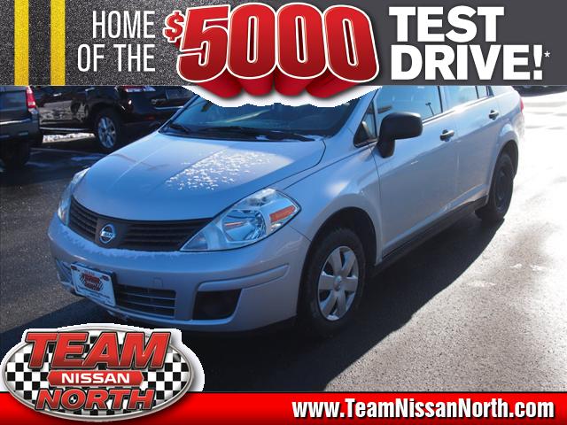 Nissan Versa Base Unspecified