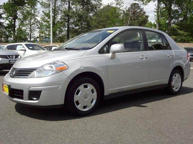 Nissan Versa 2009 photo 10