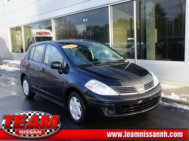 Nissan Versa 2009 photo 3