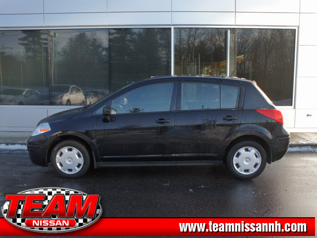 Nissan Versa 2009 photo 5