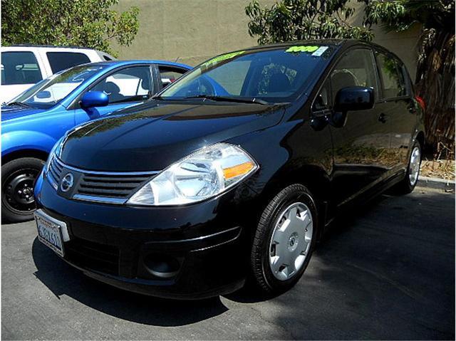 Nissan Versa 2009 photo 4