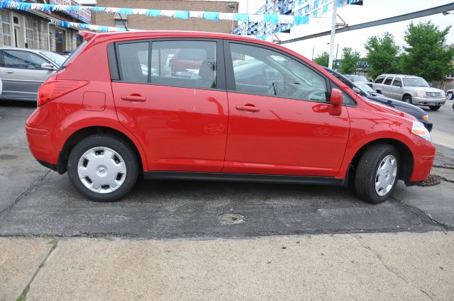 Nissan Versa 2009 photo 1