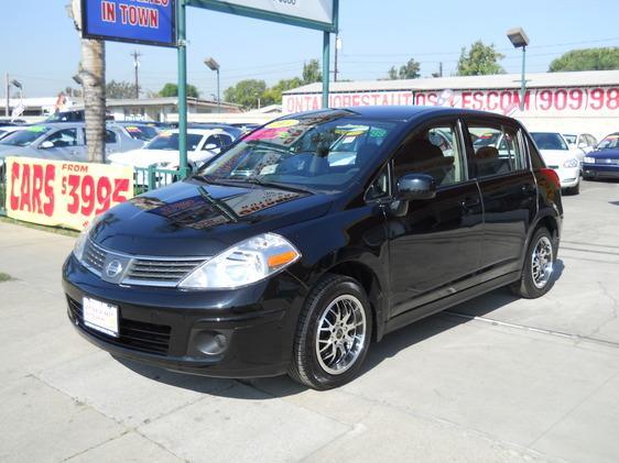 Nissan Versa Carrera C4S Hatchback